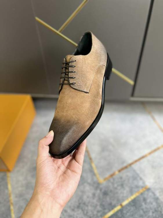 Picture of Louis Vuitton Shoes _SKULVsz38-45mnf010614016